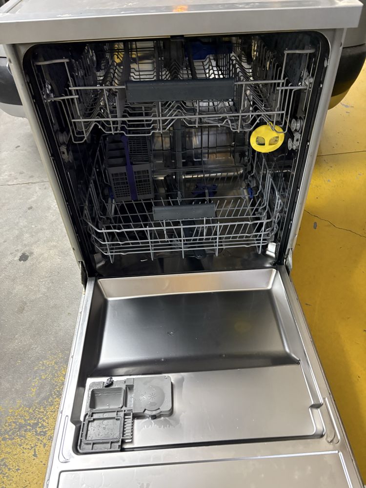 Vendo maquina de lavar loiça Inox