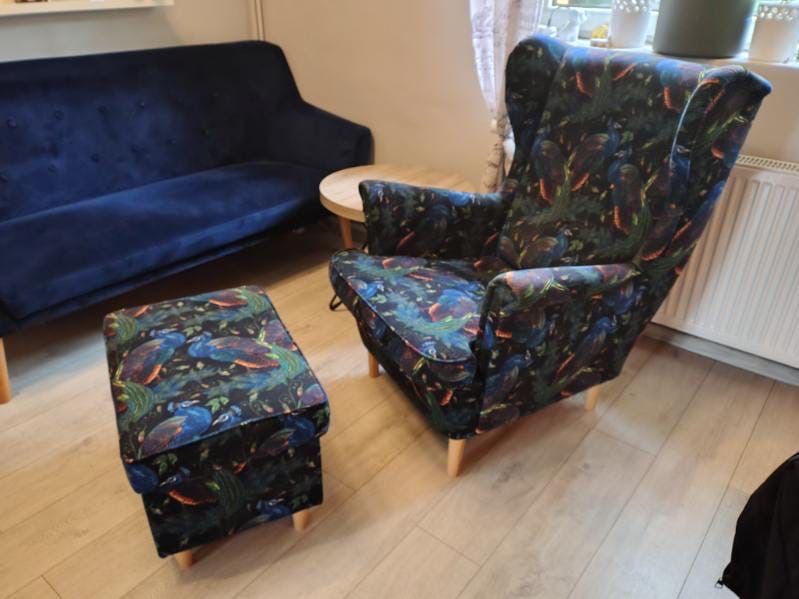 Sofa fotel  z podnozkiem
