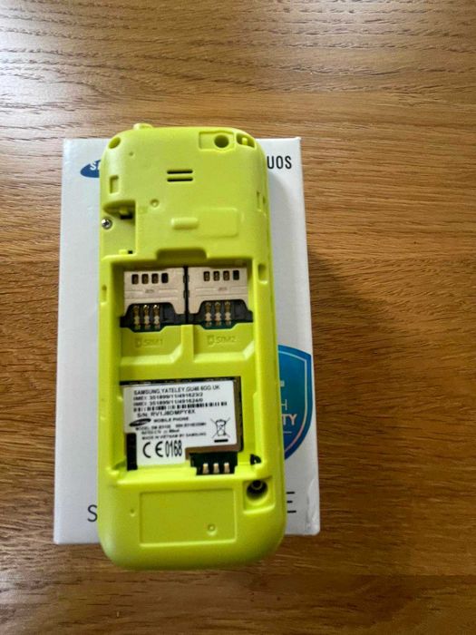 Samsung B310E Duos – кнопочный телефон с хорошей батареей (новый)