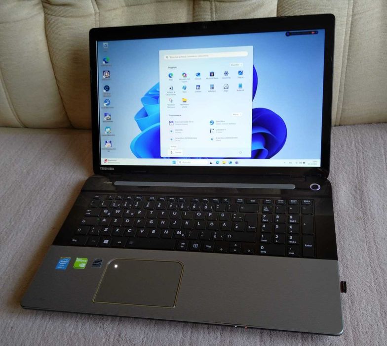 TOSHIBA Satellite L70-A/17,3" FHD/i7 /SSD 275GB/ 16GB RAM/ GT 740M/2