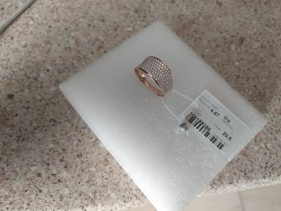 Каблучка золота жіноча 585