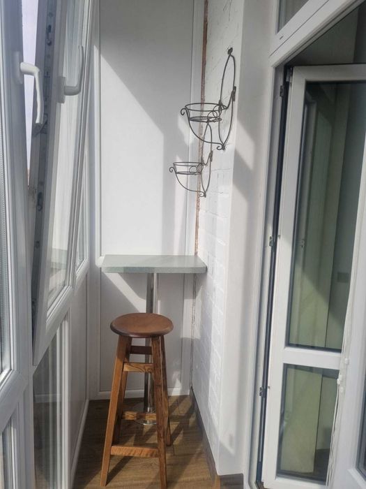 Довгострокова оренда 2-к квартири.