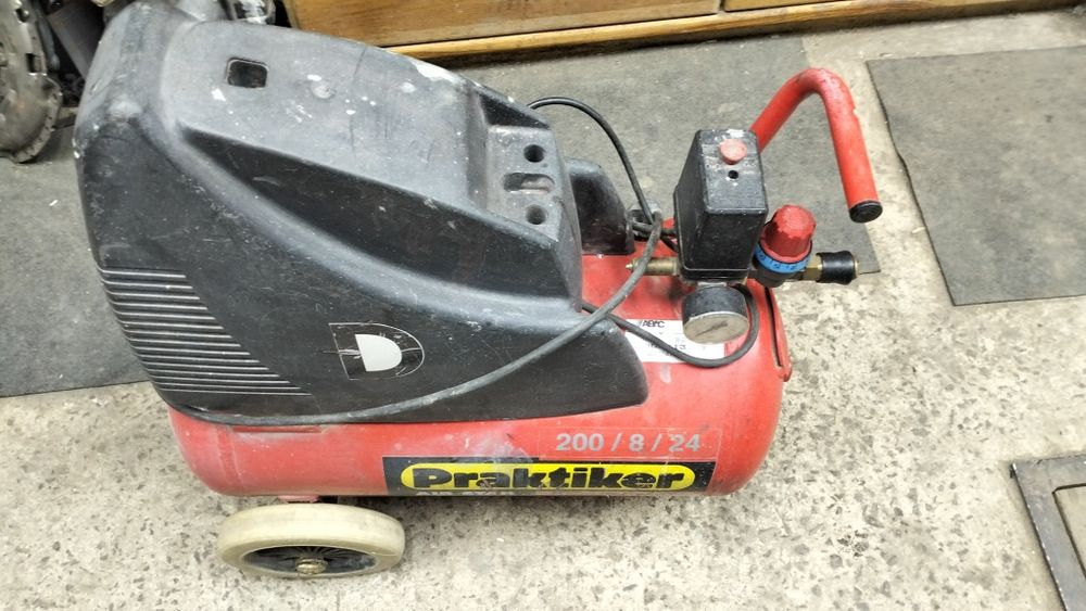 Повітряний компресор.