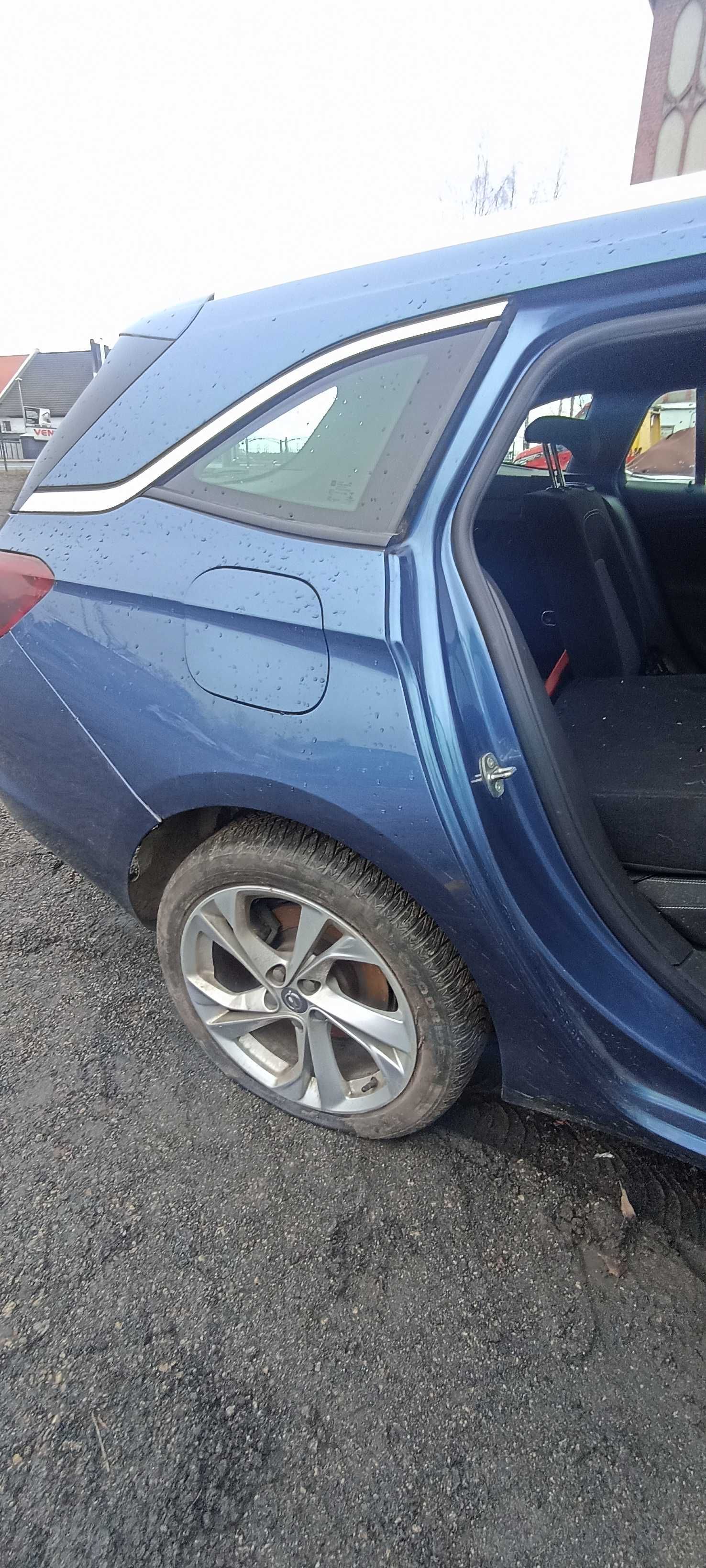 klapa bagażnika  szyba opel astra k kombi lak z22s wersja pod kamerę