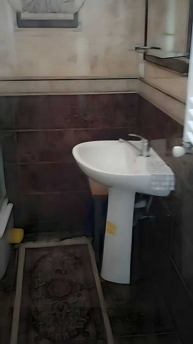 Оренда будинку 3 кімнатного будинку з подвір‘ям по вул Вакарова