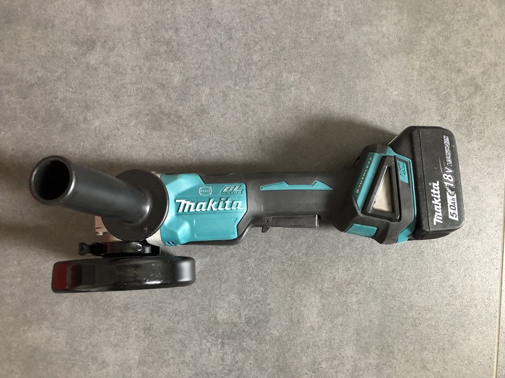 Безщіткова Акум.Болгарка Makita DGA 508