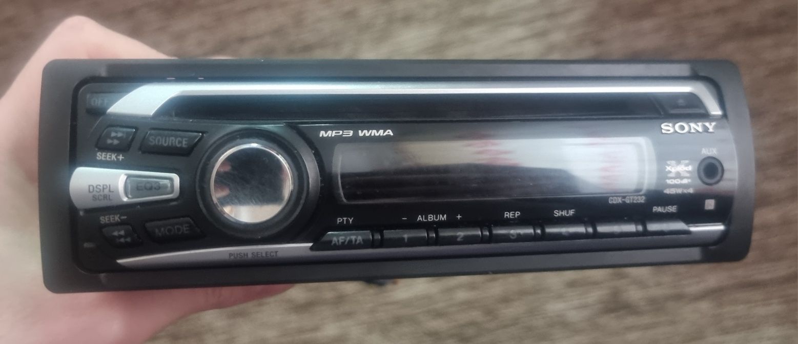 Магнітола в авто Sony CDX-GT232 з AUX