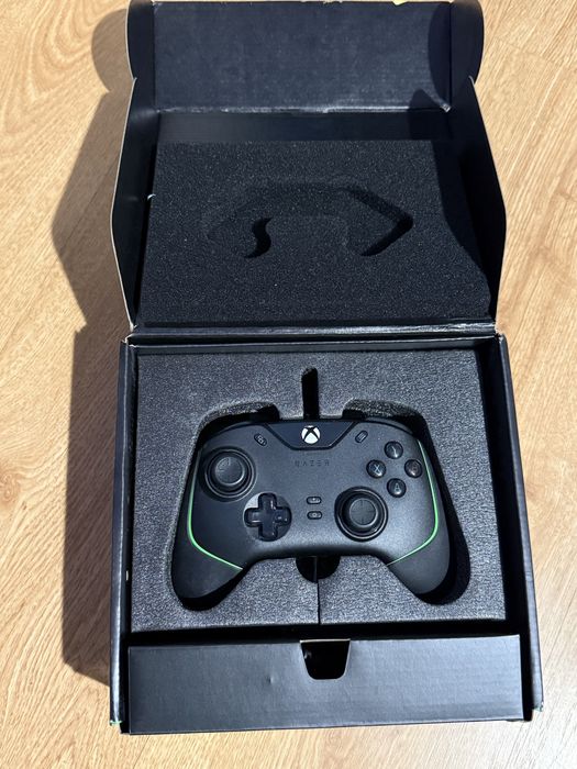 Razer Wolverine V2 Pad Xbox