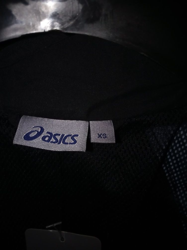 Damska Kurtka sportowa do biegania Oasics