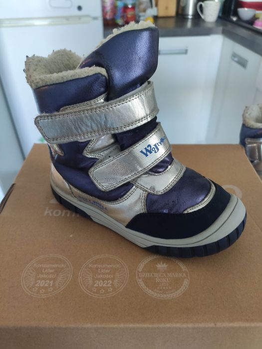 Buty zimowe dziecięce, ocieplane wysokie na rzepy Wojtyłko Roz. 27