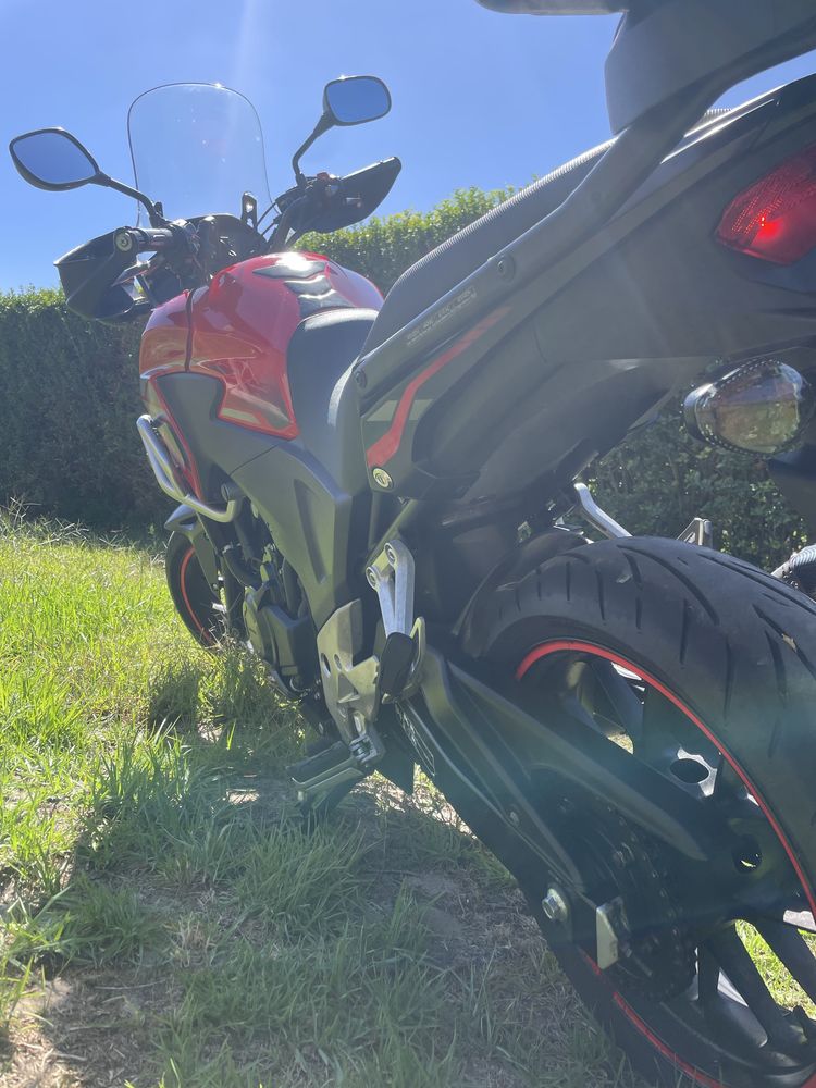 Cb500x bem estimada