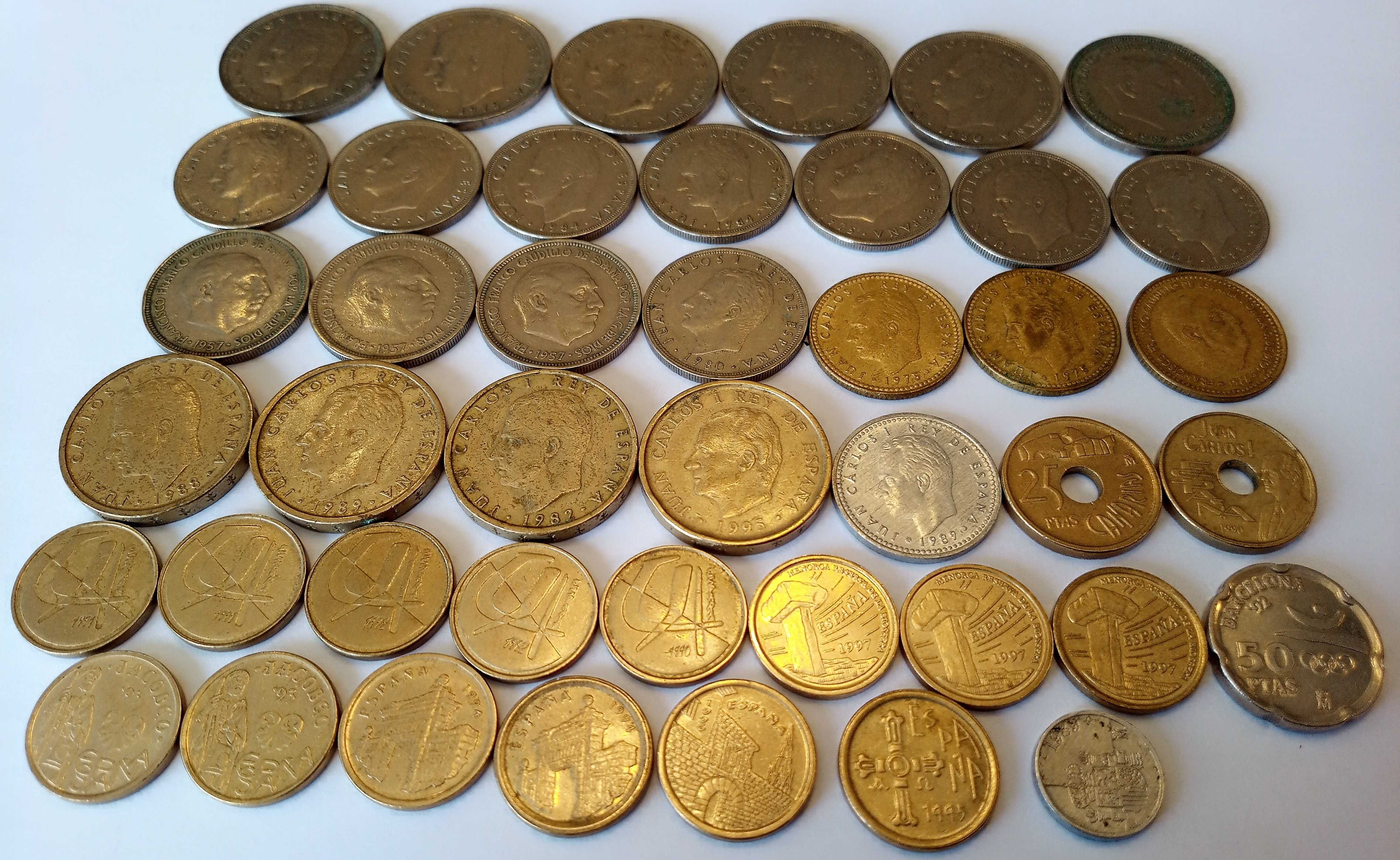 Lote de 43 moedas, pesetas.