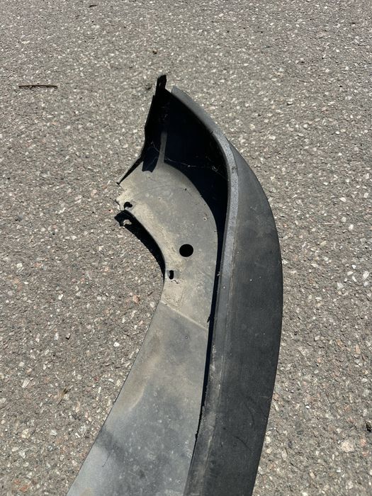 Dodge Challenger 2016 нижня частина бамперу