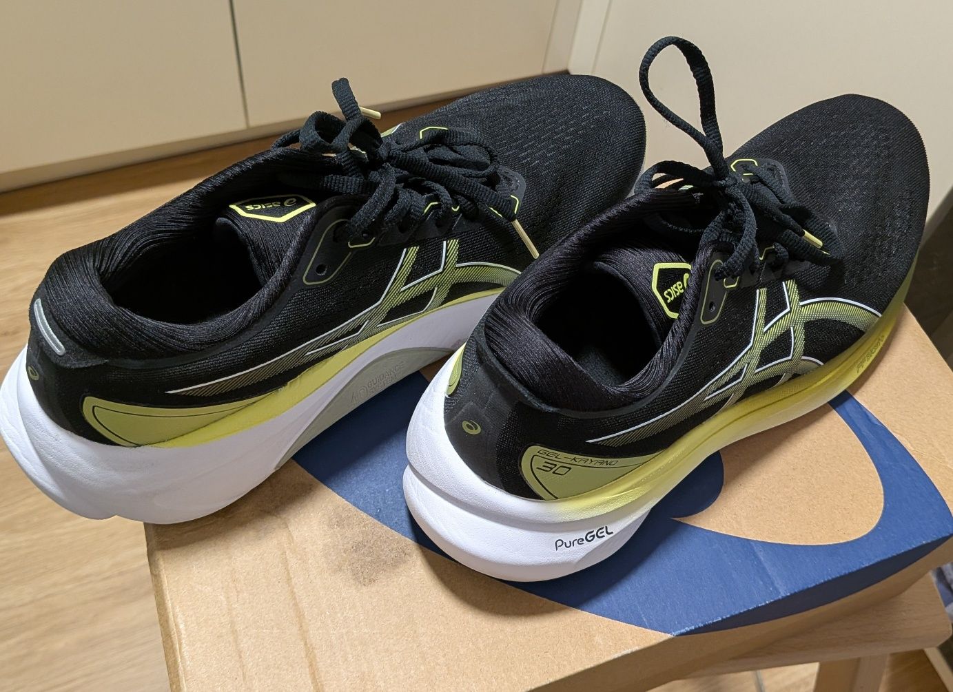 Asics Kayano 30   nr 42
