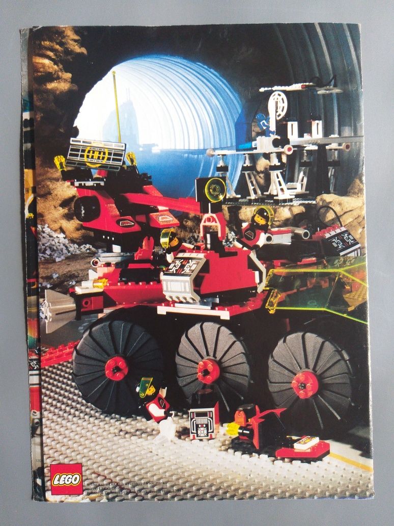 Poster promocional Lego linha M Tron