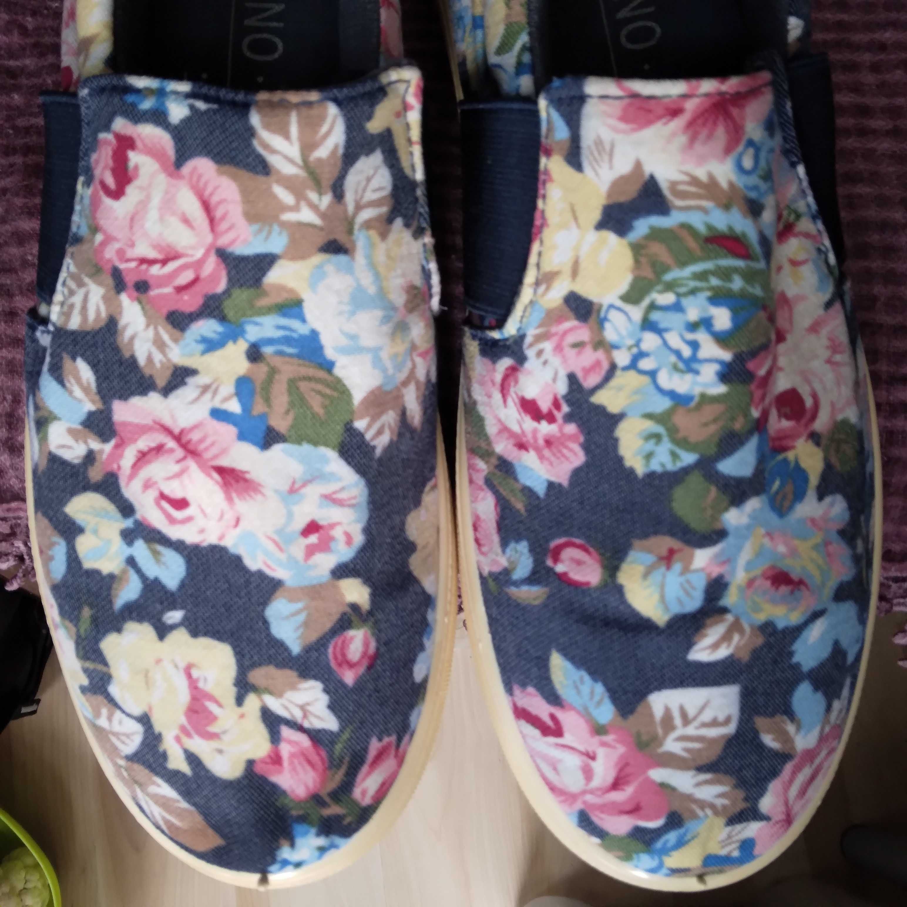 Buty letnie damskie