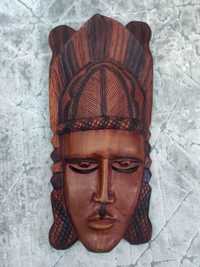 Maska Afrykańska, rzeźba, ręcznie robiona.