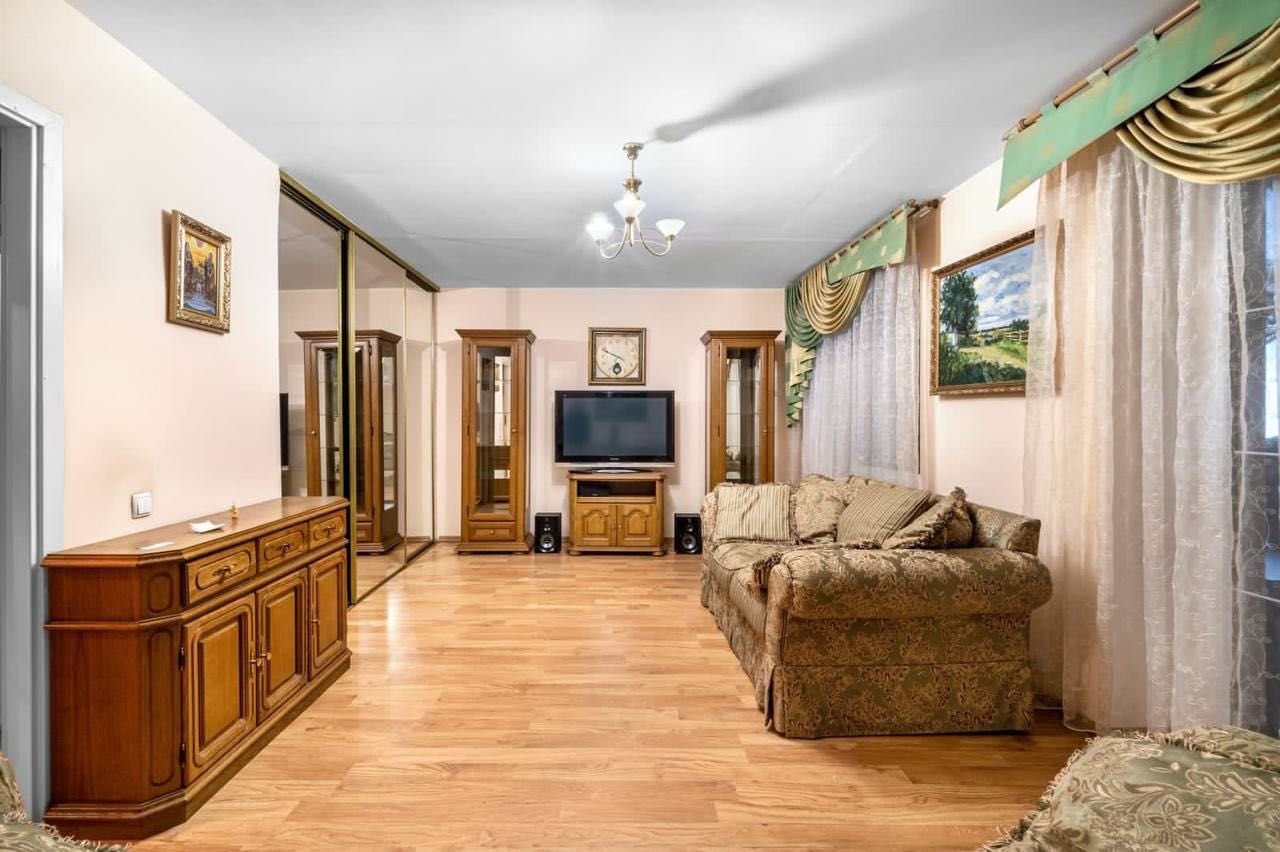 Продам 5-к квартира 147м2 , Коломия