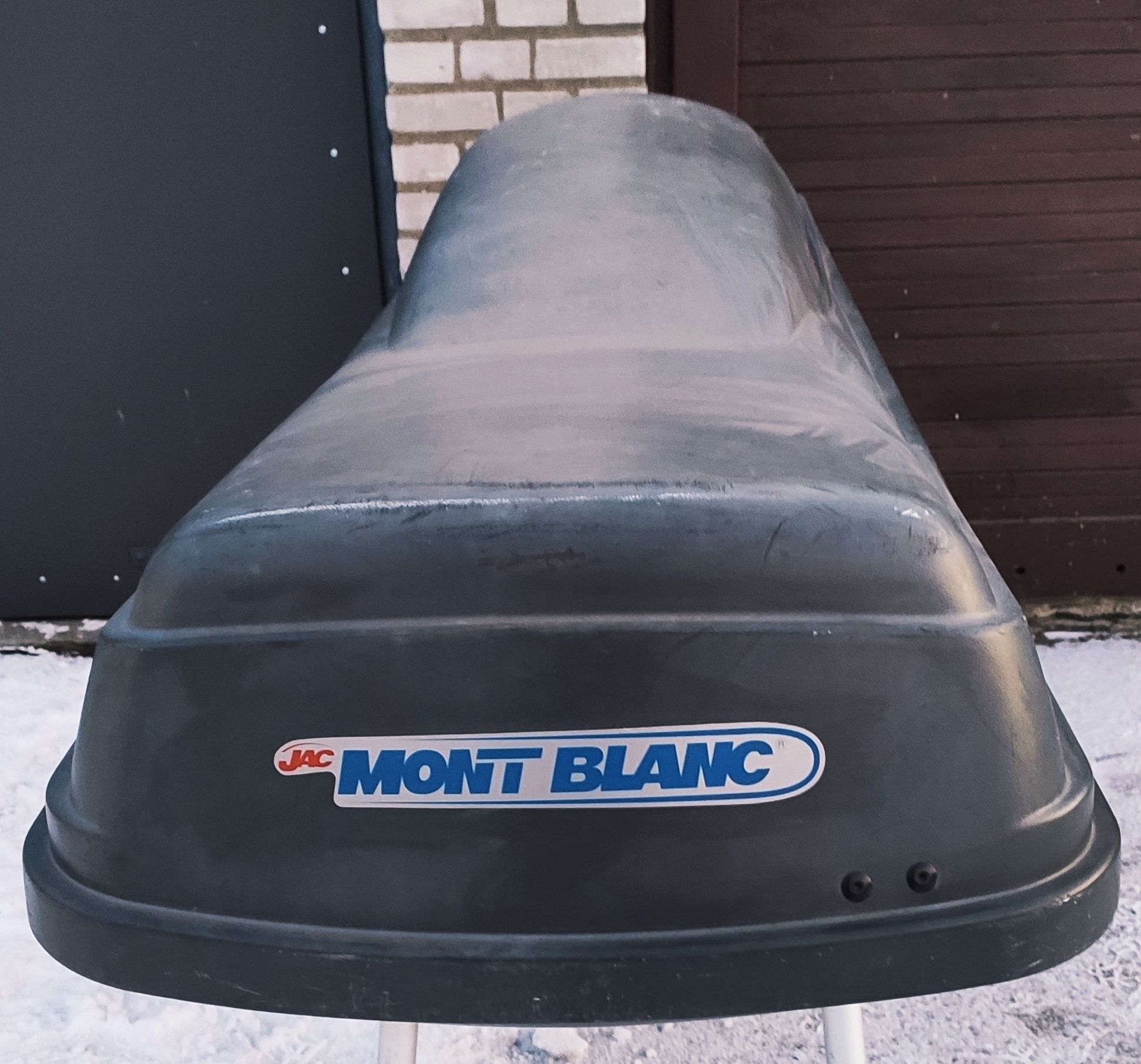 Oryginalny box dachowy Mont Blanc