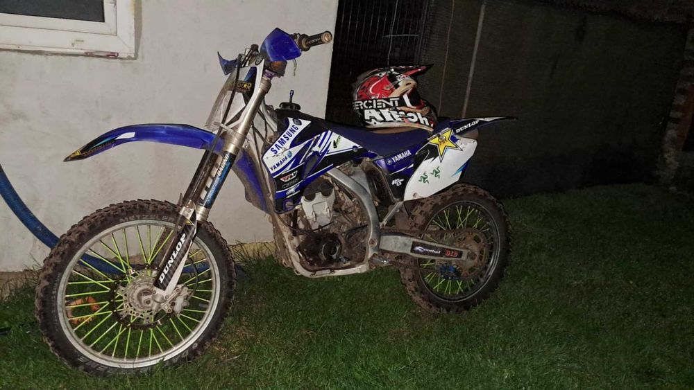 YAMAHA YZ250F 2009.R