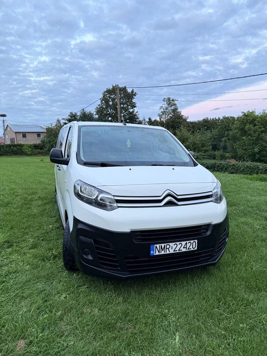 Citoren Jumpy spacetourer 2017 long  9 os Uszkodzony