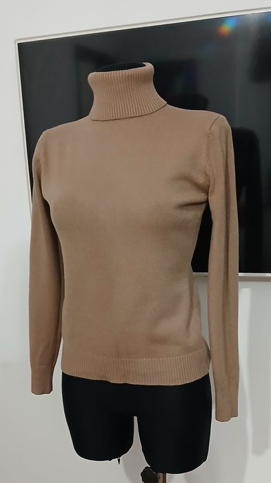 Водолазка -гольф розмір S,М.