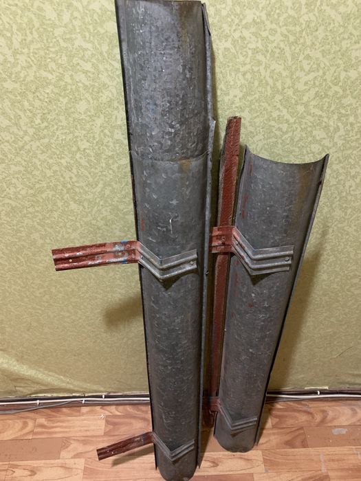 Продаються металеві ринви (водосток) для відведення води