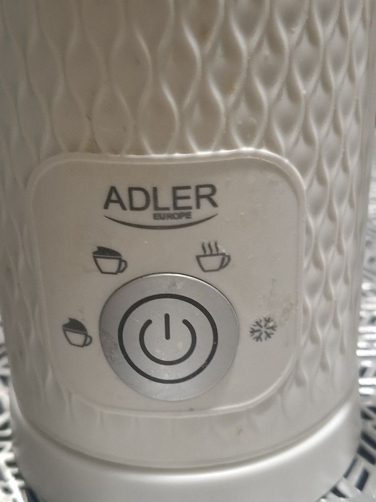 Spieniacz do mleka elektryczny