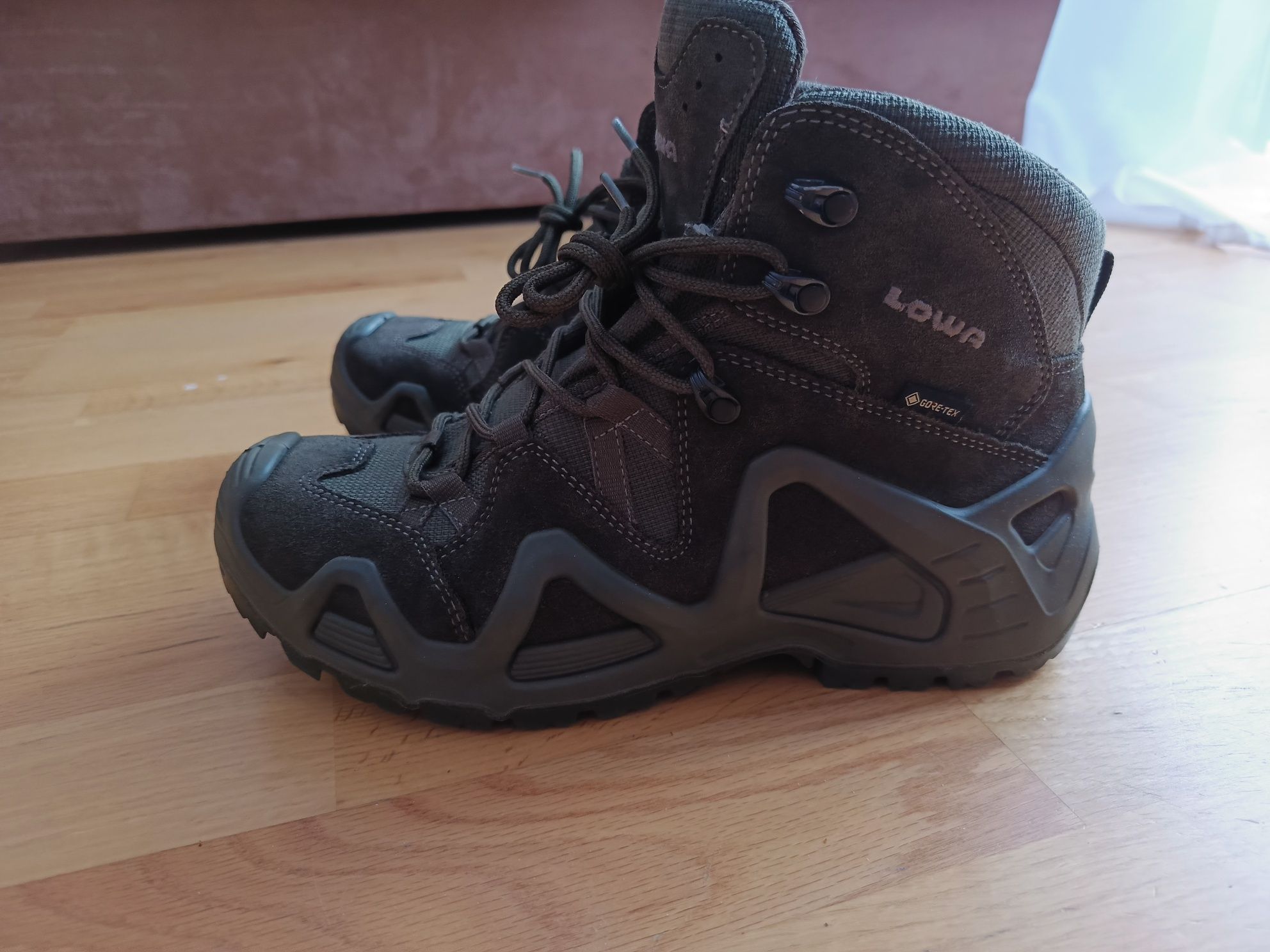 Lowa zephyr gtx mid tf 41.5 оригінал