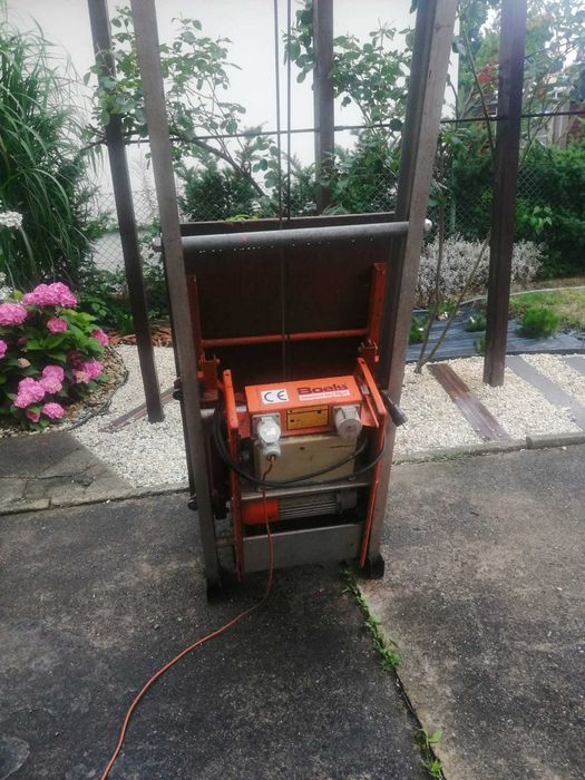 Winda Geda Comfort w komplecie z dodatkowym napędem Geda Lift. 27mb