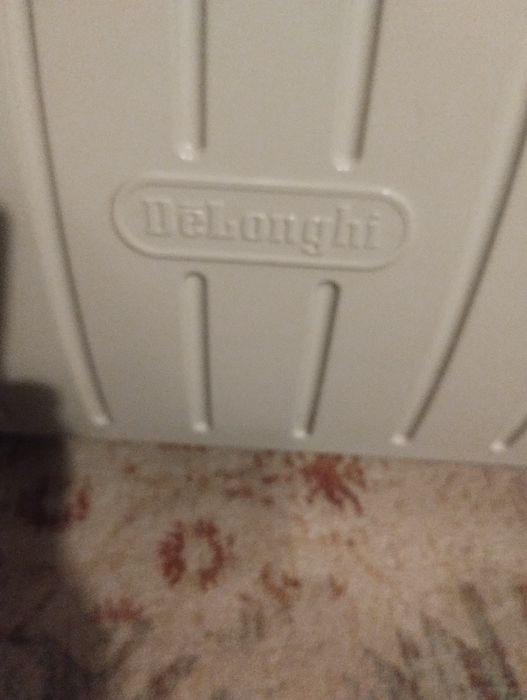 Электрический конвектор  ( обогреватель) Delonghi HCO 420