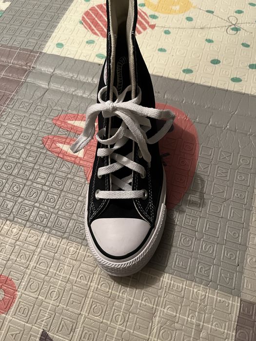 Converse оригінальні, розмір 37,38, довжина стопи 24,5 см