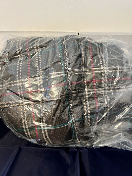 Blusão com capuz Tommy Hilfiger tamanho S