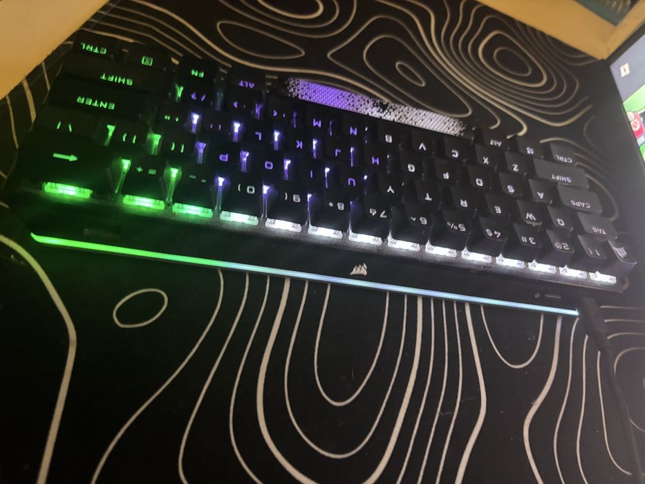 CORSAIR K70 PRO Mini wireless