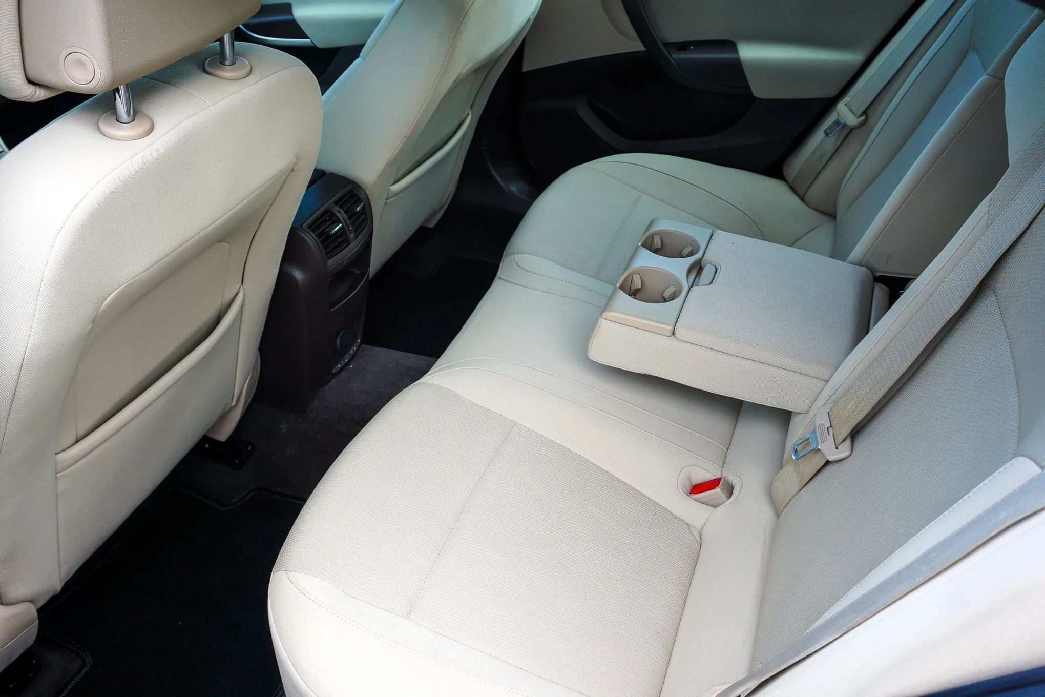 Opel Insignia 1.8B 140Km Serwis ASO Navi Ksenon Szyberdach LEDY !!!