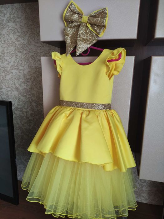 Нова святкова сукня на 4 - 7 років
