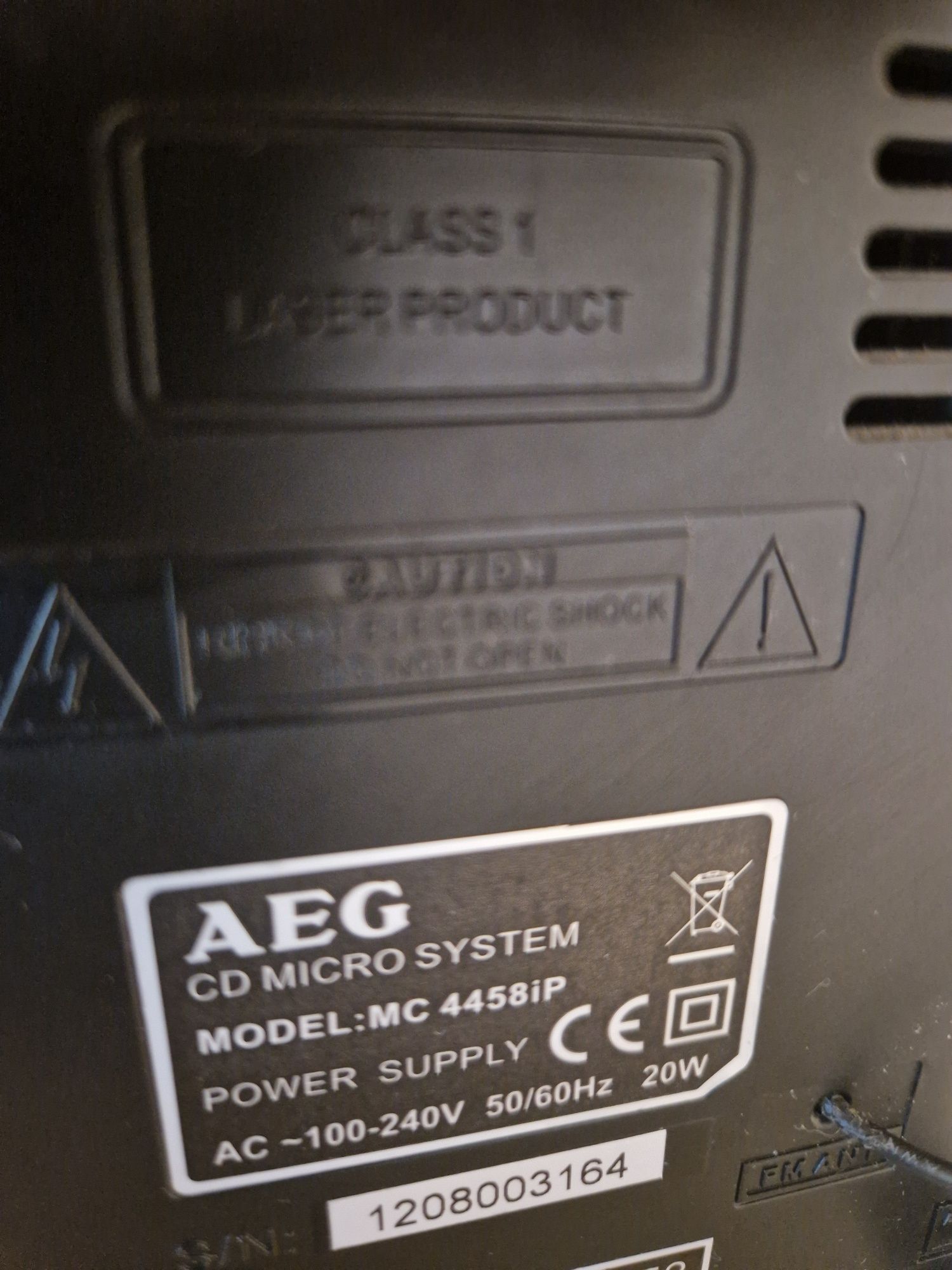 Mini wieża AEG MC 4458iP