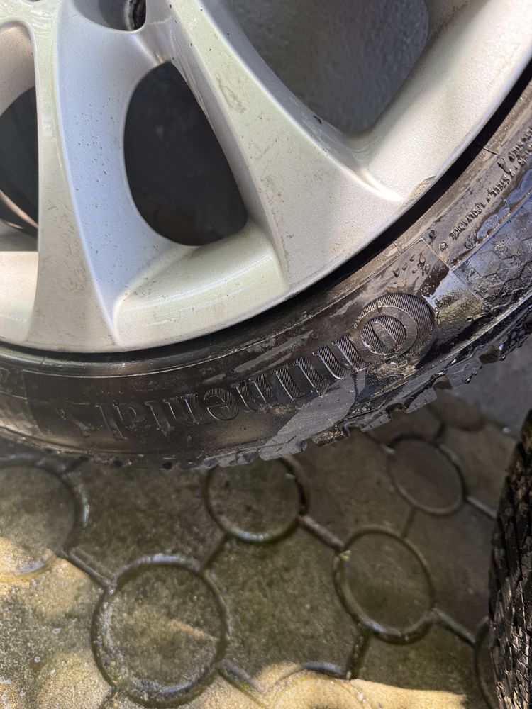 Kola z oponami zimowymi 17 cali BMW e90 e91 e92 e87 e81 e82