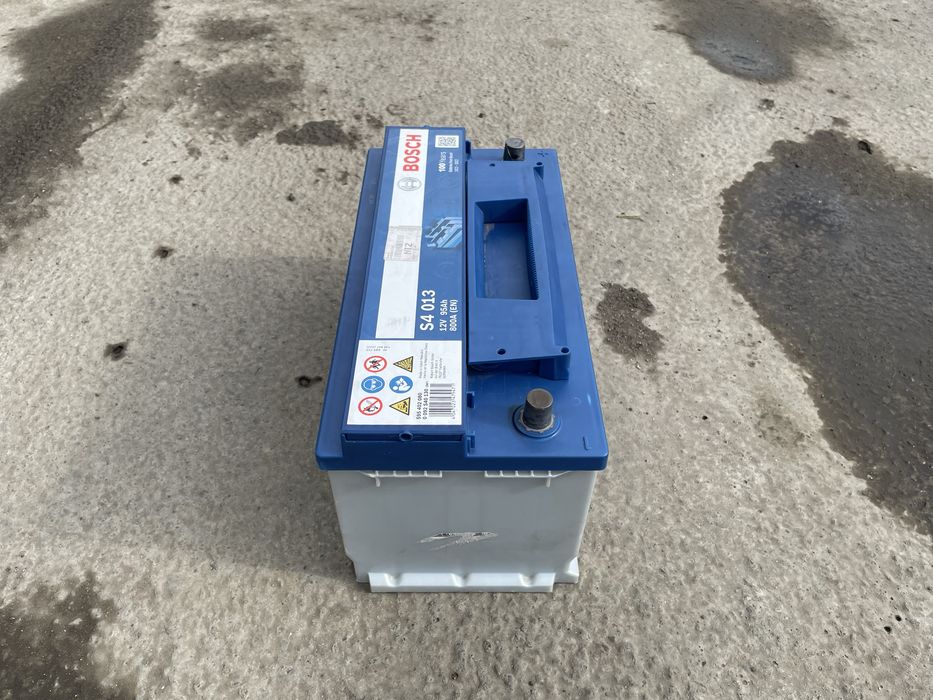 Акумулятор автомобільний Bosch 12v 95Ah S4 013