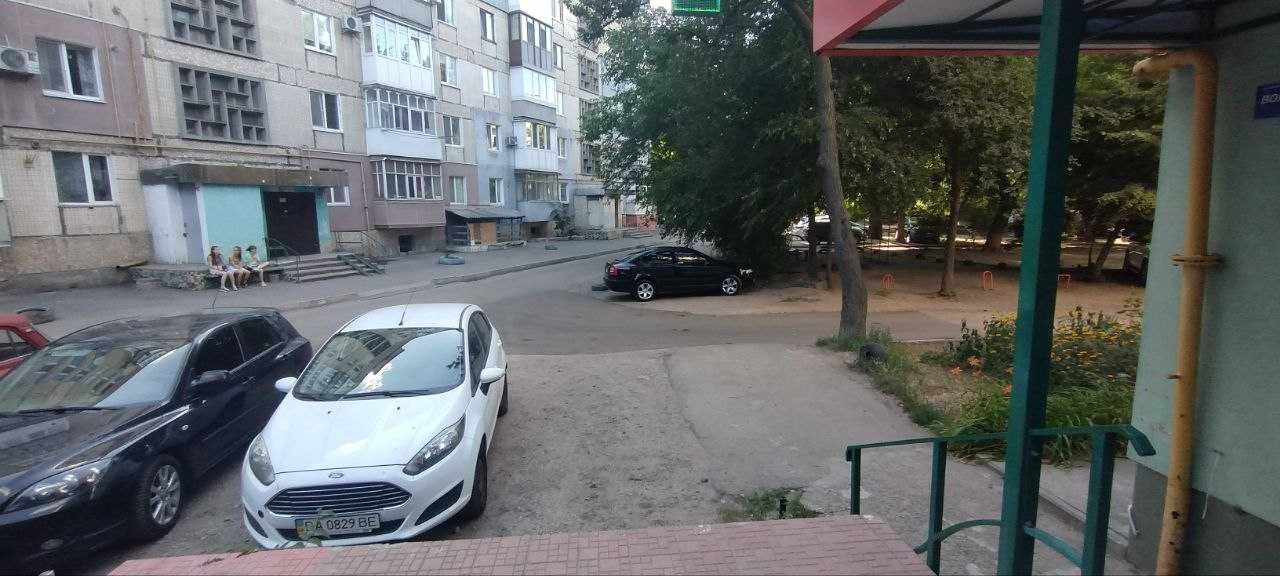 Оренда 61 кв.м., вул. Героїв-рятувальників, 28, корп. 3