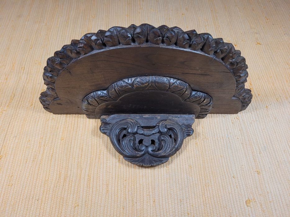 Peanha / Mísula em madeira 45 x 23,5 x 14