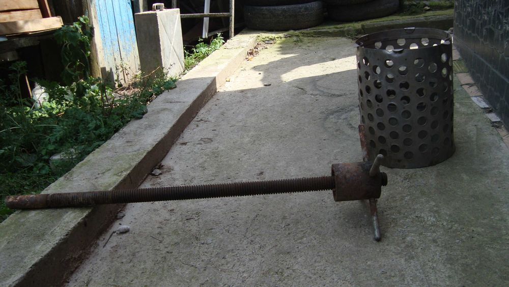 Пресс винтовой для сока соковыжималка