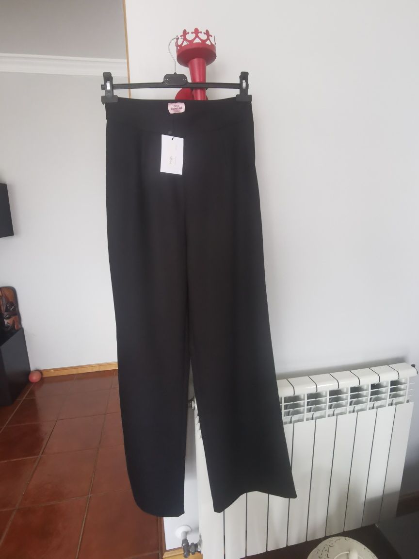 Pantalona marca Dora Guimarães