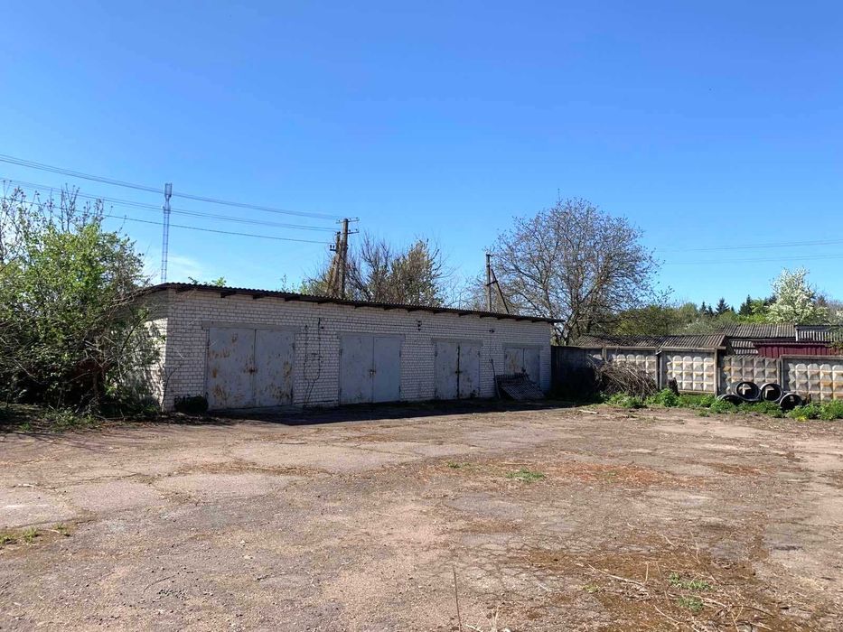 ПРОДАЖ готелю/житлового будинку у с. Стольне (Менський район)