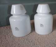 Isoladores elétricos de porcelana Vista Alegre com data de 1941