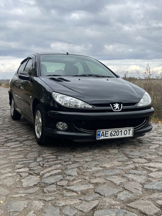Продам авто Peugeout 206 2008року. Пробіг 139000км.