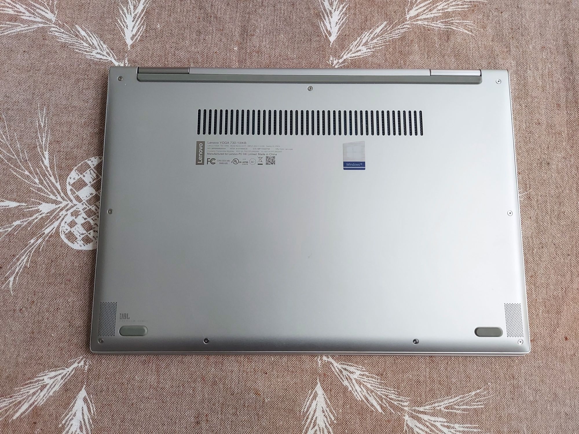 Ноутбук-планшет Lenovo Yoga 730 з '13 IPS, i5-8250U, NVMe SSD