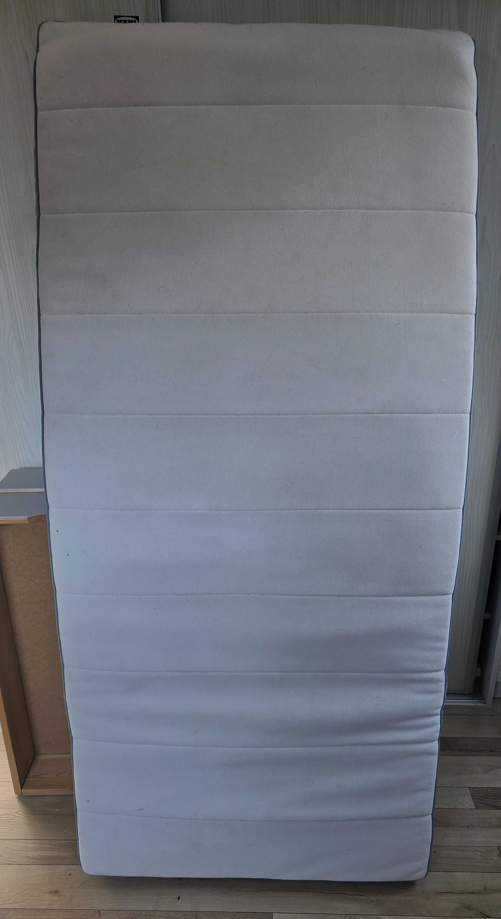 Materac IKEA VALEVÅG 90x200 cm, roczny