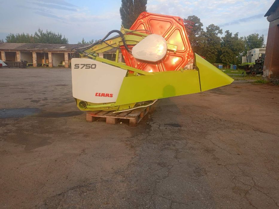 АКЦІЯ! Продаж жниварки Claas S 750 Flex