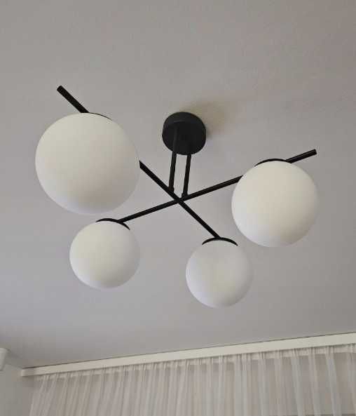 Lampa Wisząca Sufitowa Żyrandol Glamour Loft Cztery Kule Czarny